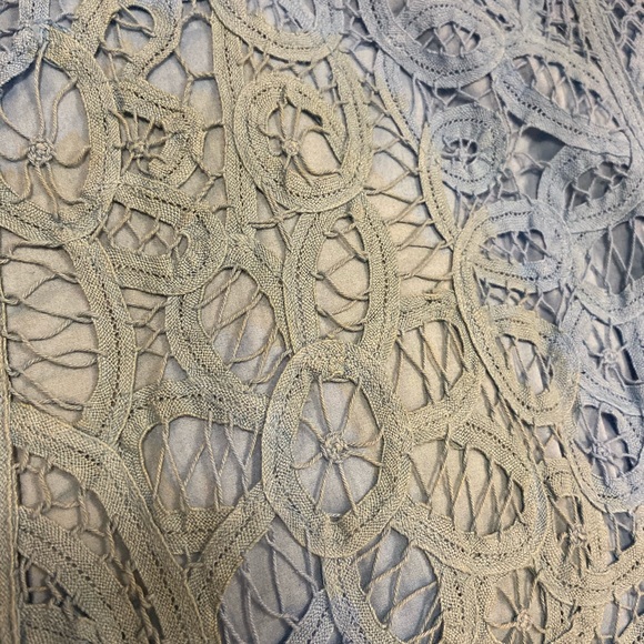 Lilly Pulitzer lace sheath dress - Picture 4 of 4